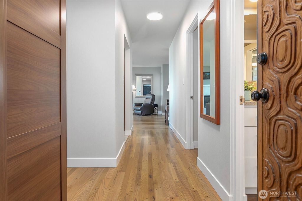 Photo of 510 S State Street #2, Bellingham, WA 98225 (MLS # 2478566)