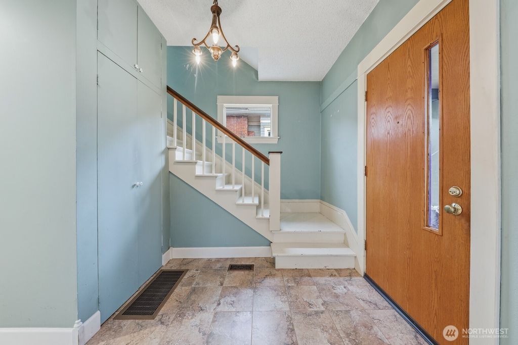 Photo of 6519 17th Street NW, Seattle, WA 98117 (MLS # 2459966)