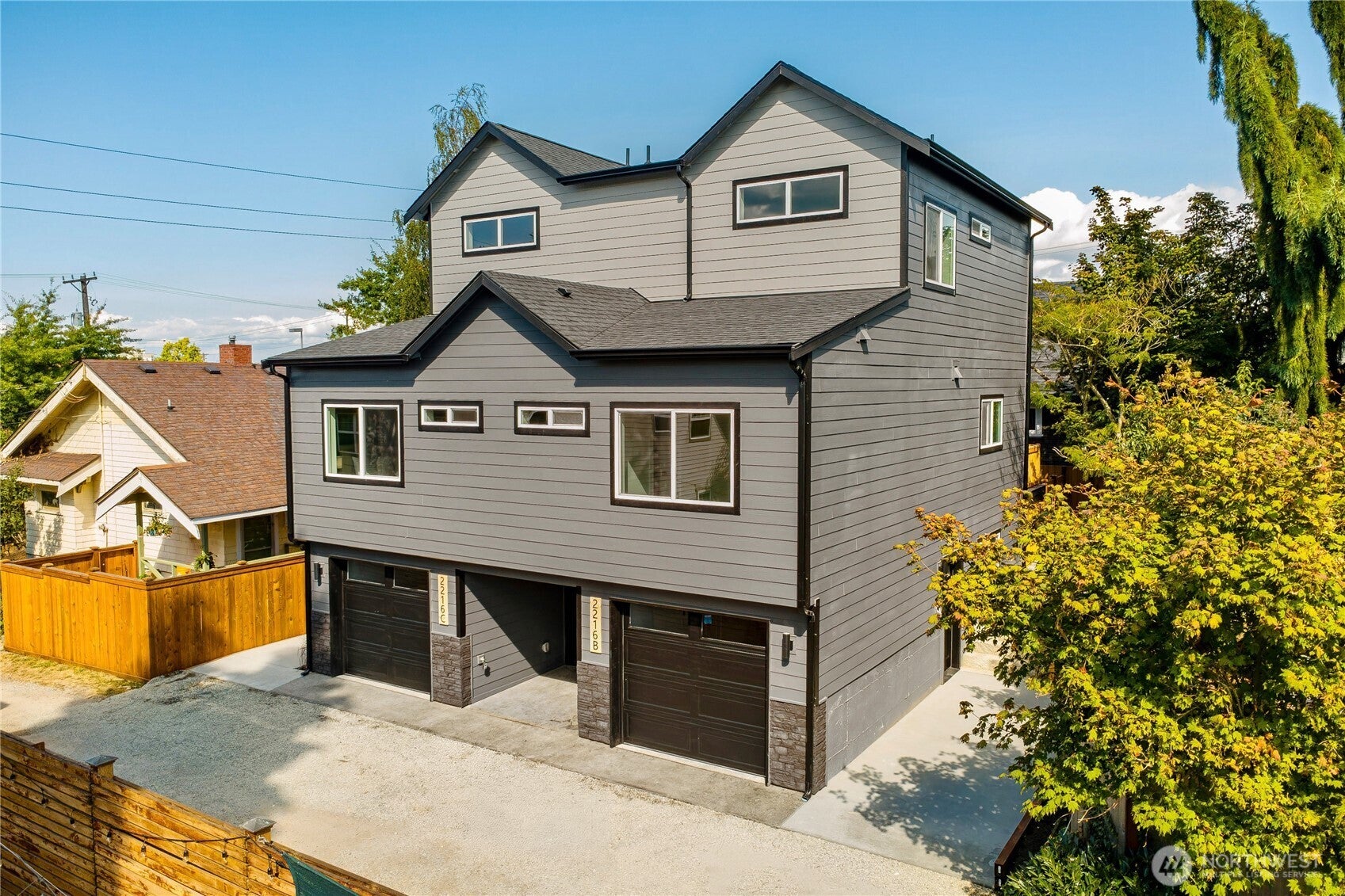 2216 N Proctor Street B