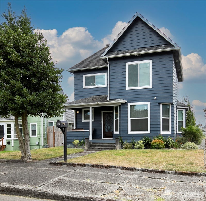 802 Eklund Avenue