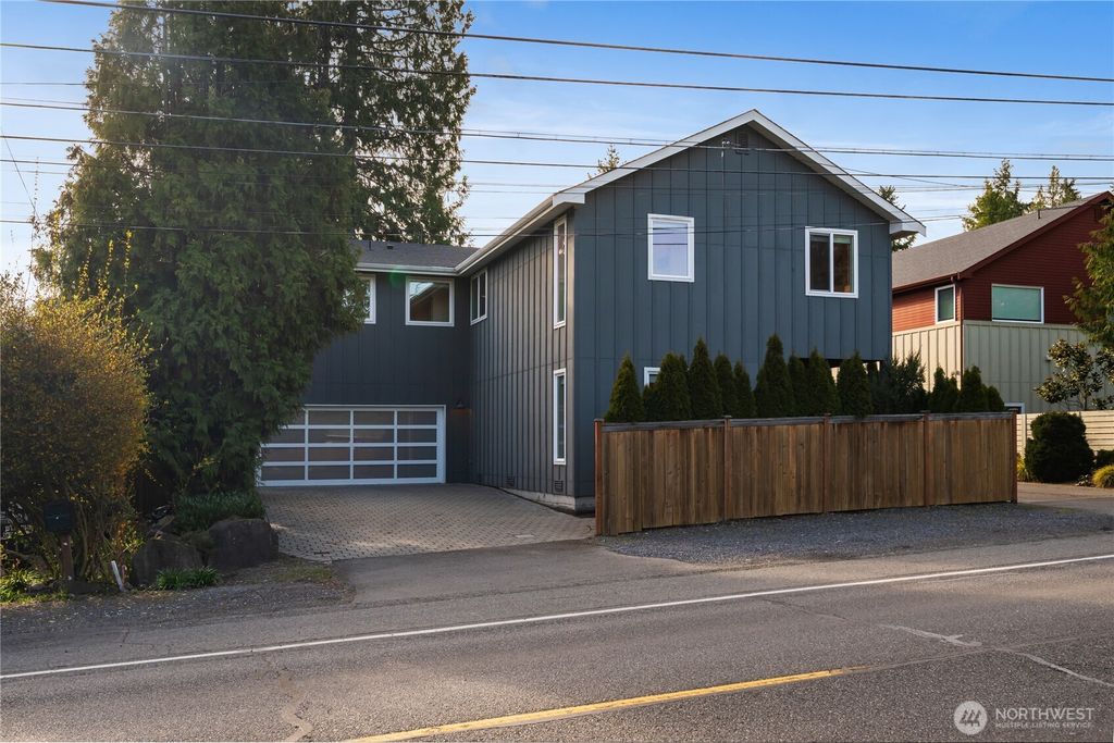 Photo of 10317 Sand Point Way NE, Seattle, WA 98125 (MLS # 2500959)