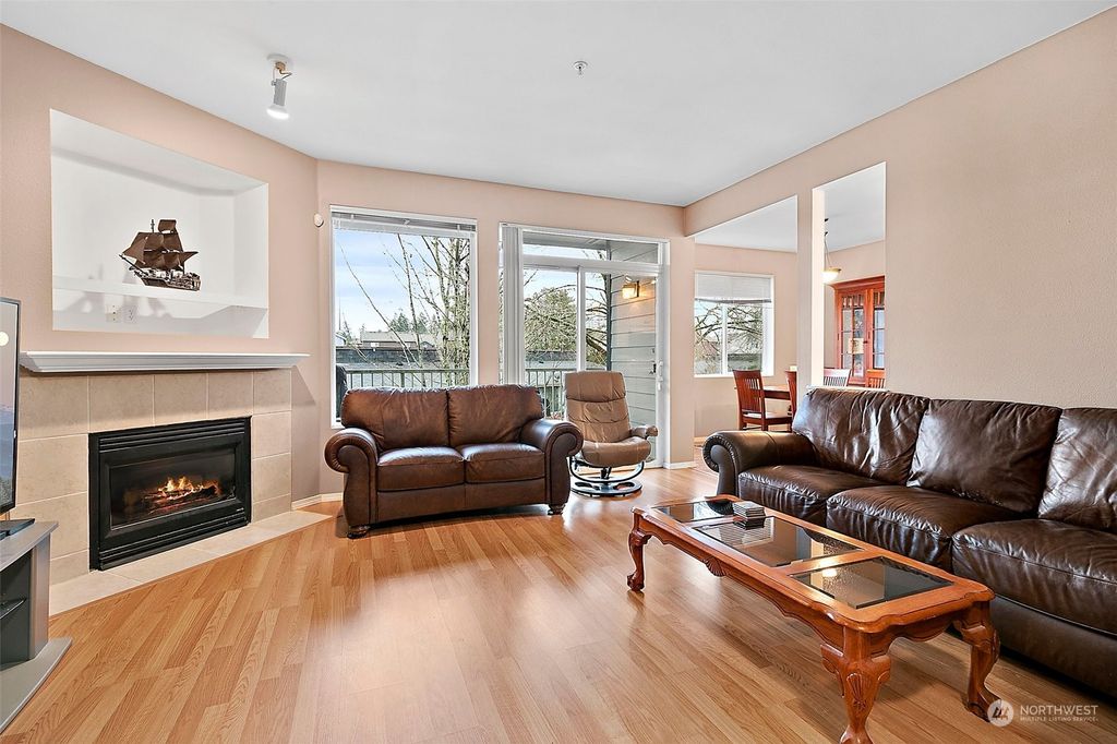 Photo of 10825 SE 200th Street #F203, Kent, WA 98031 (MLS # 2194078)