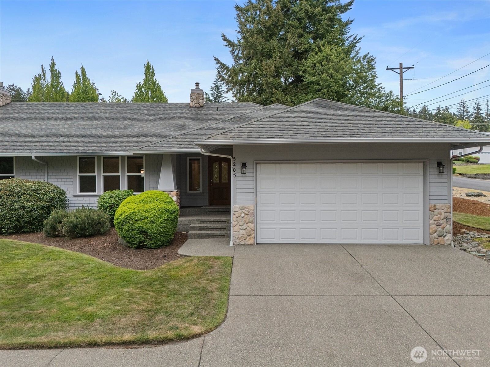 5203 53rd Street W (#203)