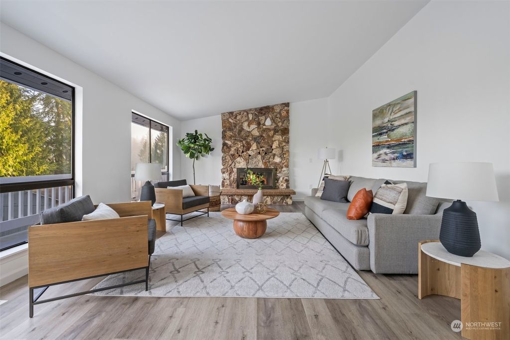 Photo of 16026 175th Avenue NE, Woodinville, WA 98072 (MLS # 2198297)