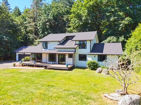 Photo of 178 Bella Bella Drive, Fox Island, WA 98333 (MLS # 2543285)
