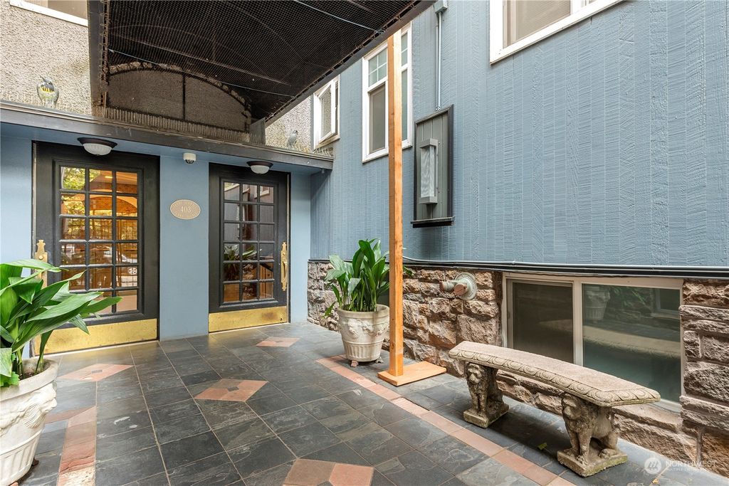 Photo of 403 Terry Avenue #307, Seattle, WA 98104 (MLS # 2170264)