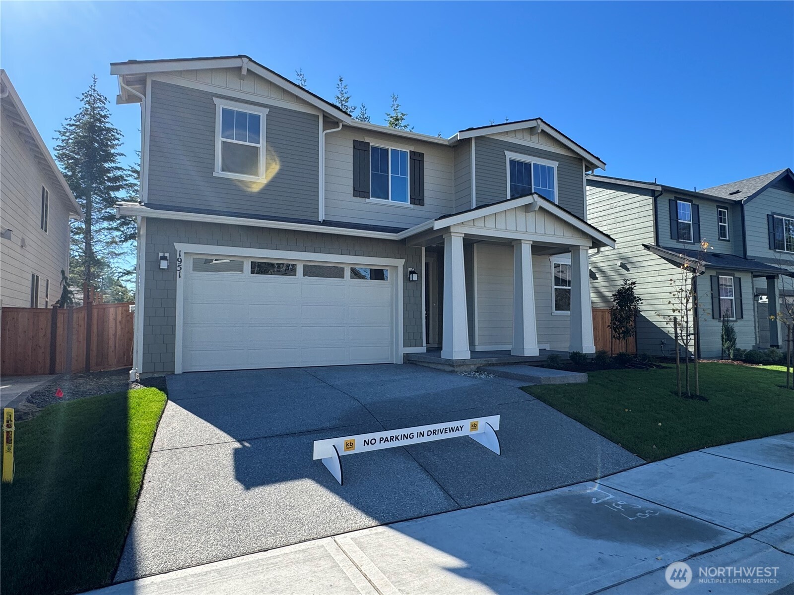 1951 NW Meadowview Drive 41