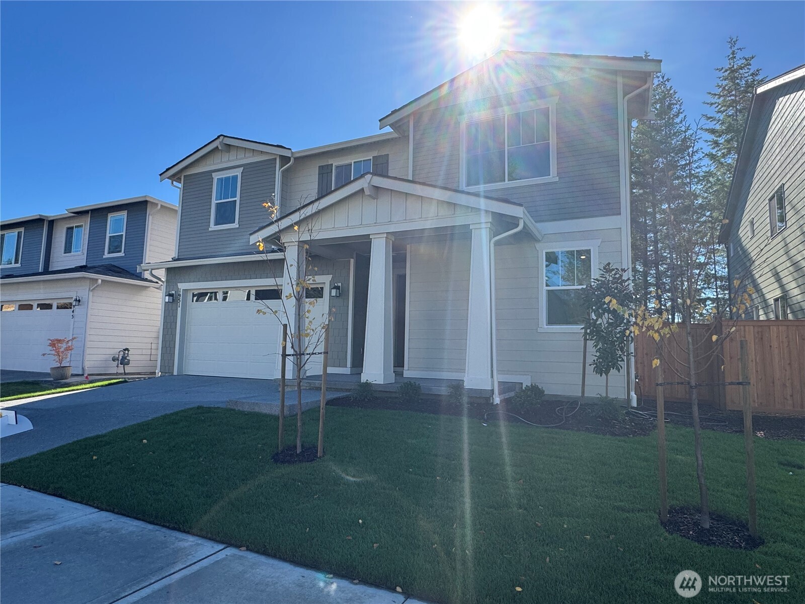 1951 NW Meadowview Drive 41