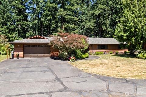 Photo of 6915 244th Street Ct E, Graham, WA 98338 (MLS # 2552275)