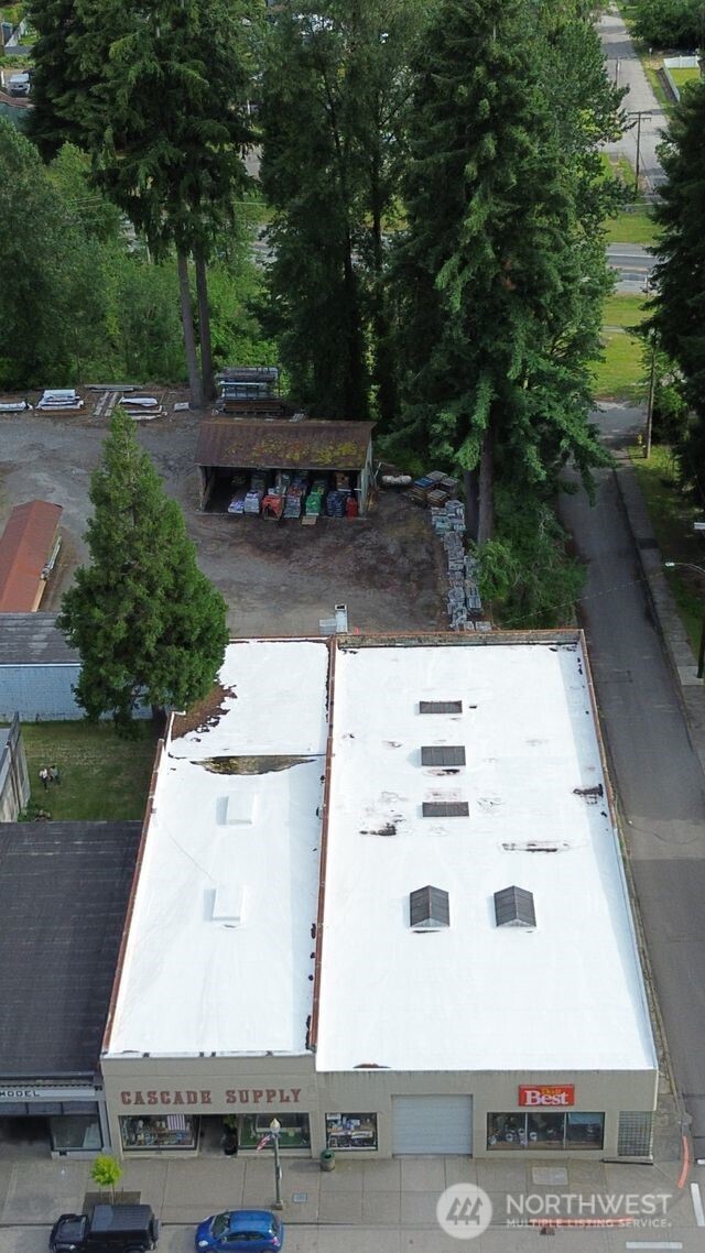 45900 Main Street