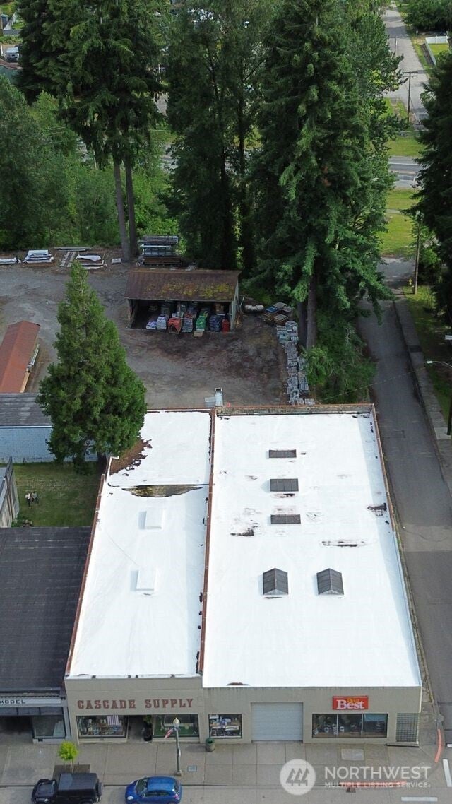 45900 Main Street