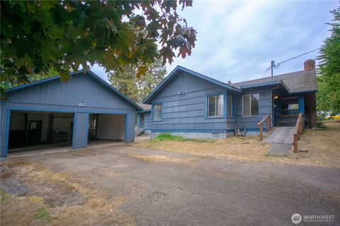 1122 W Spruce Street Port Angeles WA 98362