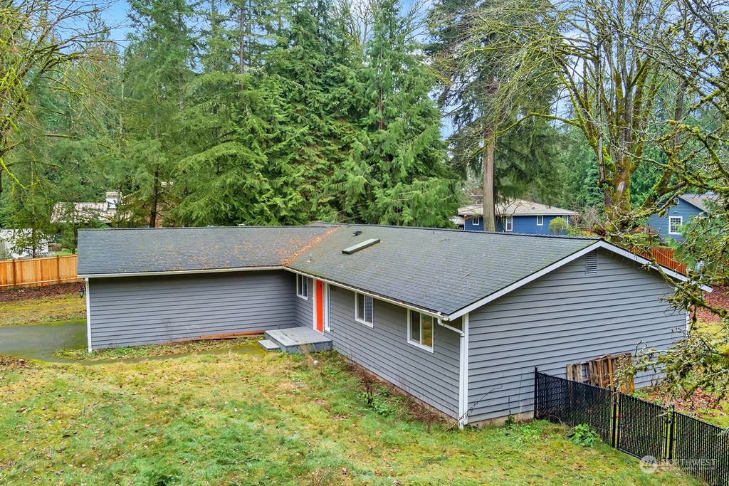 Photo of 6621 229th Place NE, Redmond, WA 98053 (MLS # 2321066)