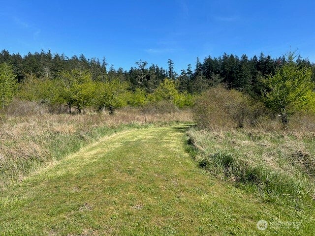 16 Airport Perimeter Way