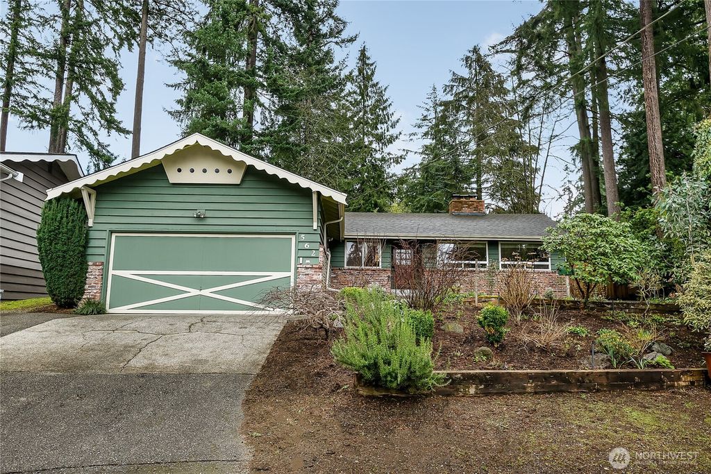 Photo of 562 N 169th St St, Shoreline, WA 98133 (MLS # 2336641)