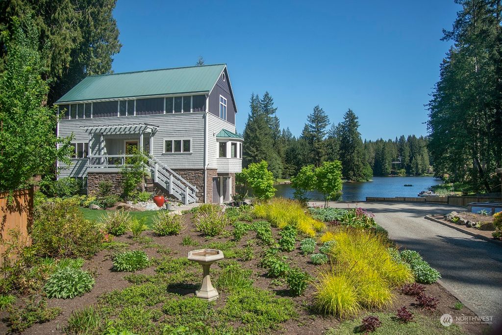 Photo of 31329 NE 111th Place, Carnation, WA 98014 (MLS # 2068191)