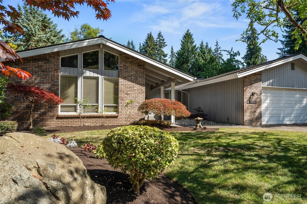 Photo of 14503 27th Drive SE, Mill Creek, WA 98012 (MLS # 2545052)