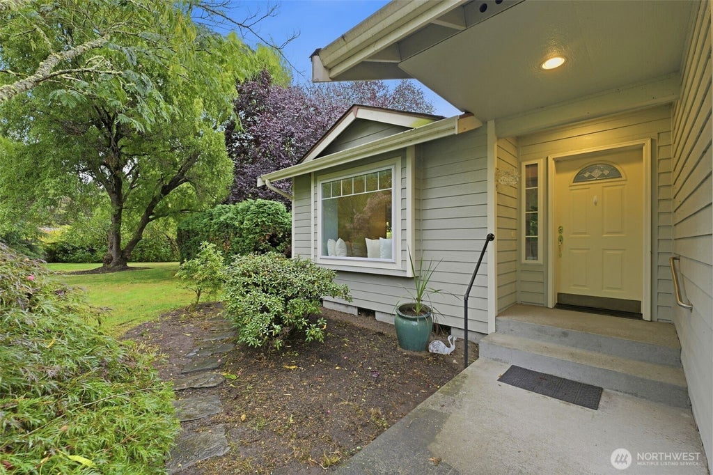 Photo of 1205 Arab Drive SE, Olympia, WA 98501 (MLS # 2584868)