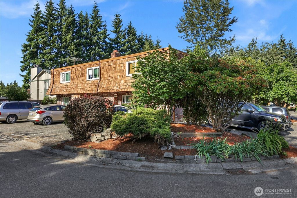 Photo of 12421 5th Avenue W, Everett, WA 98204 (MLS # 2390007)