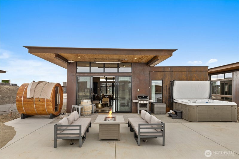 23584 Gorge Loop Drive