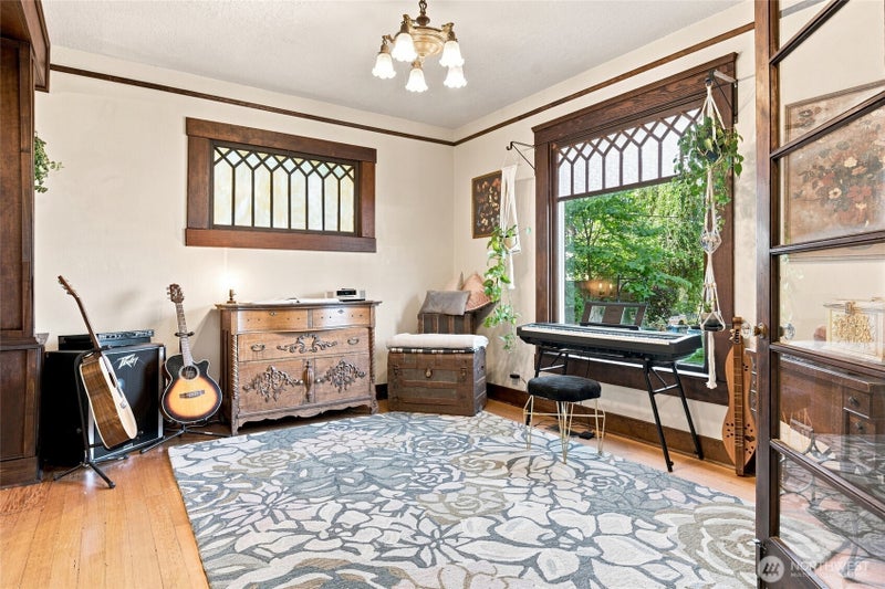 429 Cedar Avenue