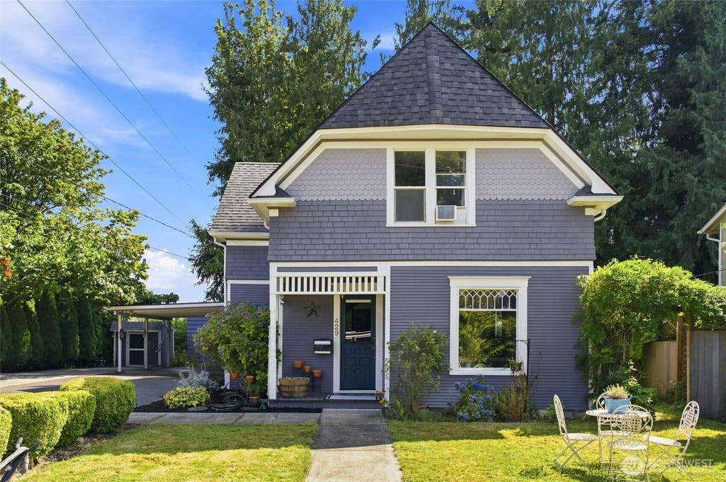 Photo of 429 Cedar Avenue, Snohomish, WA 98290 (MLS # 2571082)