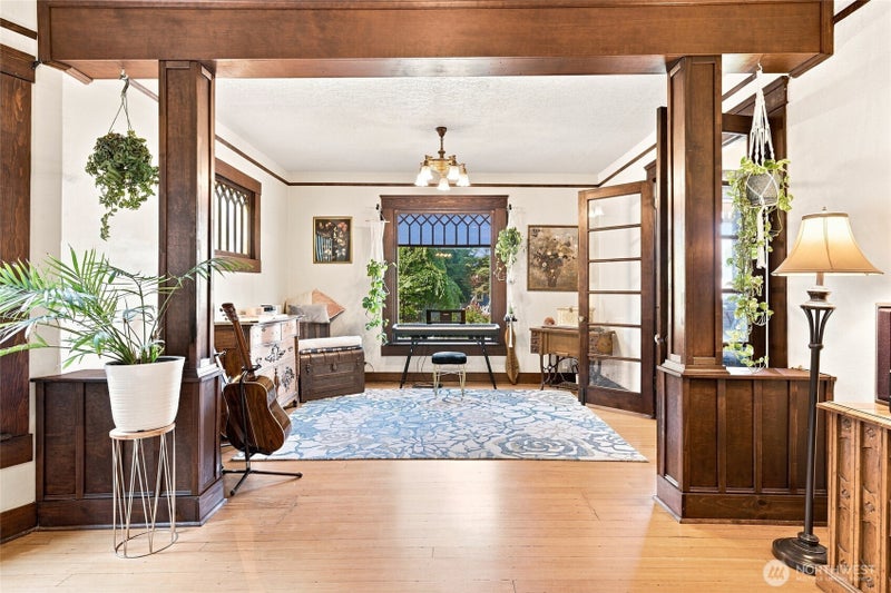429 Cedar Avenue