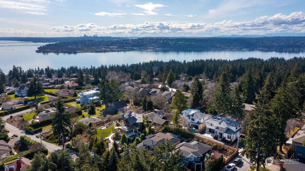 Photo of 8239 NE 119th Street, Kirkland, WA 98034 (MLS # 2043984)