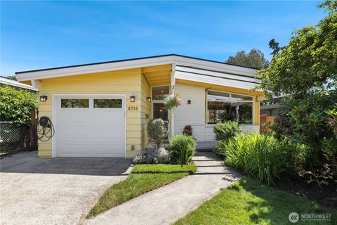 Photo of 4718 48th Avenue SW, Seattle, WA 98116 (MLS # 2534149)