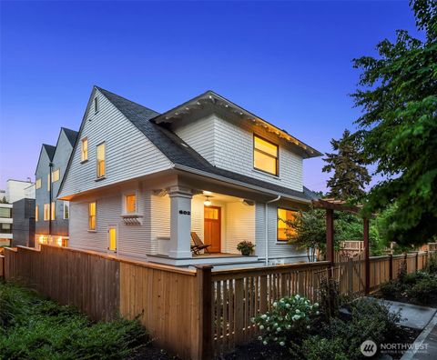 Photo of 602 18th Avenue E, Seattle, WA 98112 (MLS # 2521632)