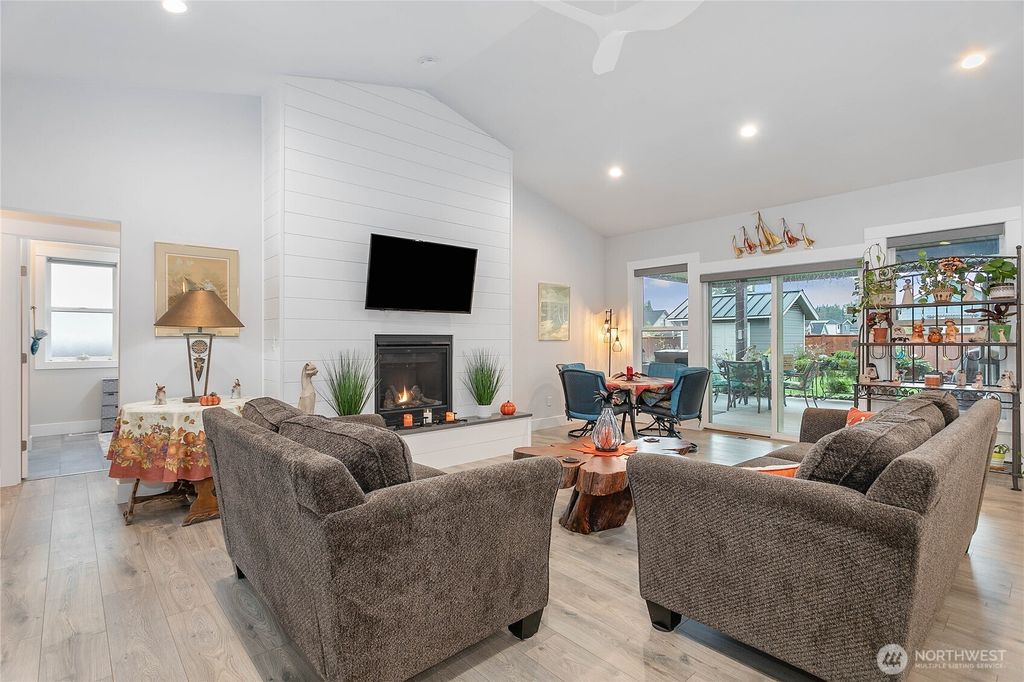 Photo of 1725 Aaron Drive, Lynden, WA 98264 (MLS # 2465730)