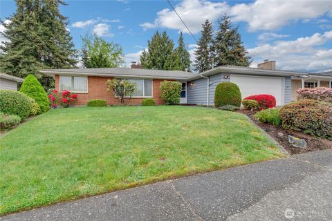 Photo of 5242 N 10th Street, Tacoma, WA 98406 (MLS # 2519246)