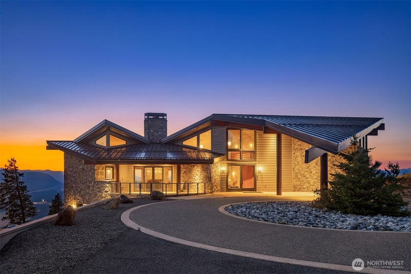 3653 Hart Road