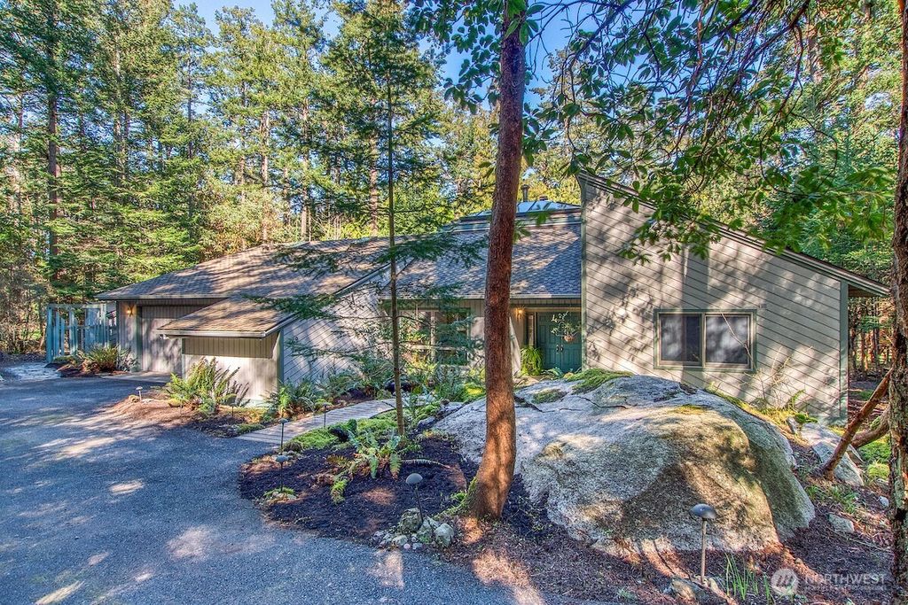 Photo of 569 Island Drive, Friday Harbor, WA 98250 (MLS # 2492890)