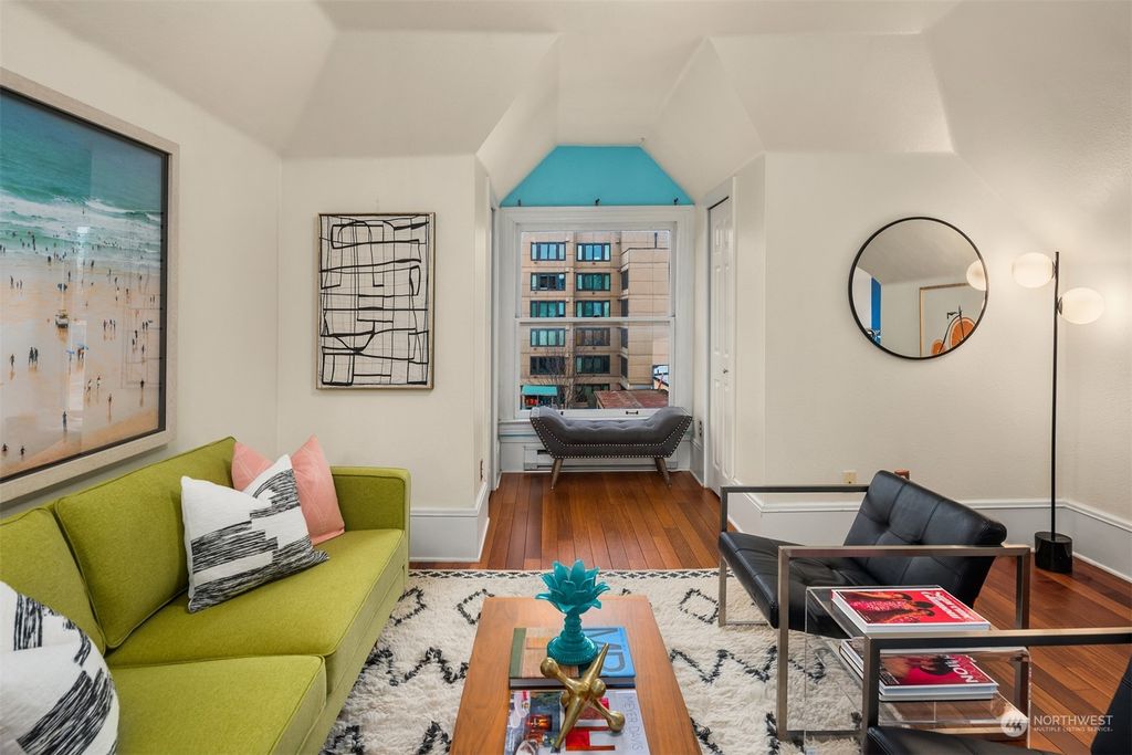 Photo of 1424 Belmont Avenue #F-361, Seattle, WA 98122 (MLS # 2274148)