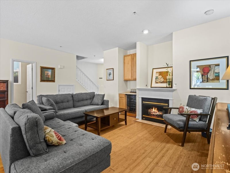 3032 NW Julia Street