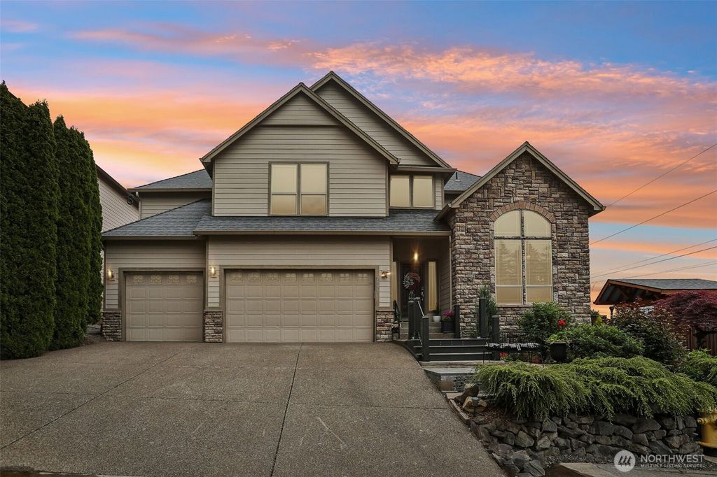 Photo of 2506 33rd Court, Washougal, WA 98671 (MLS # 2493928)