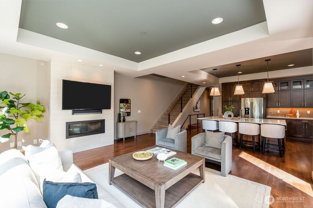 Photo of 205 4th Court S #13, Kirkland, WA 98033 (MLS # 2429575)