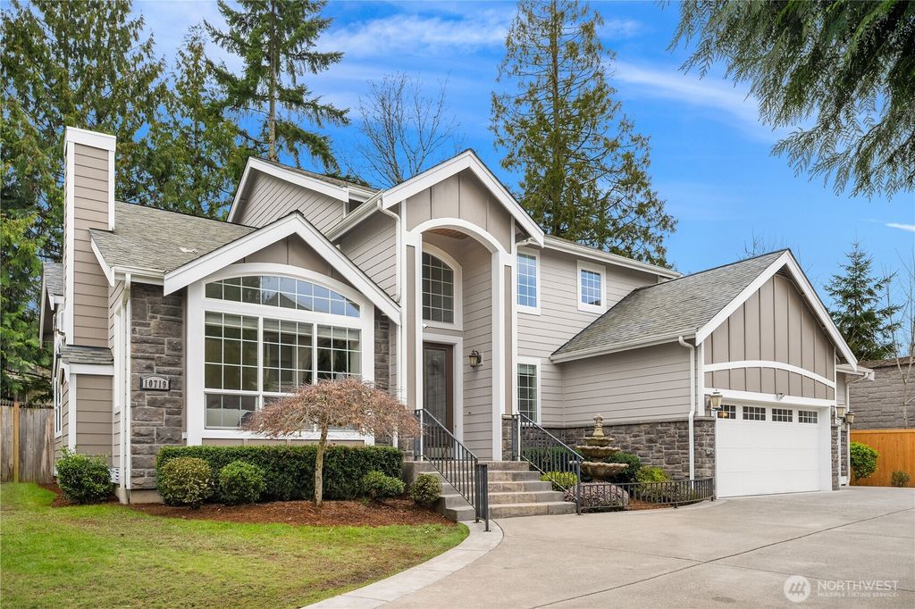 Photo of 10719 121st Place NE, Kirkland, WA 98033 (MLS # 2497357)