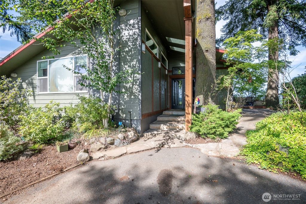 Photo of 36602 224th Avenue SE, Enumclaw, WA 98022 (MLS # 2431314)