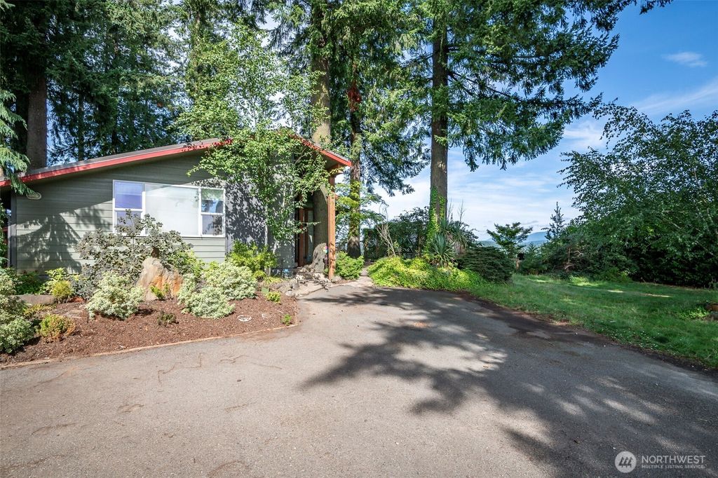 Photo of 36602 224th Avenue SE, Enumclaw, WA 98022 (MLS # 2431314)