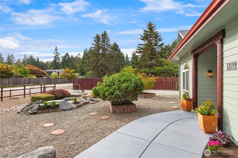 11033 Mandus Olson Road NE