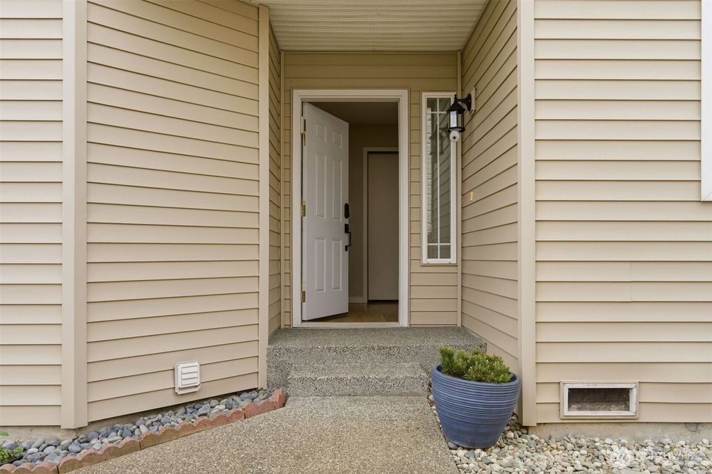 Photo of 13004 58th Avenue NE, Marysville, WA 98271 (MLS # 2512266)