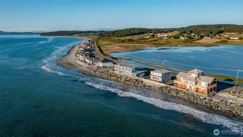 Photo of 2575 West Beach Road, Oak Harbor, WA 98277 (MLS # 2365009)
