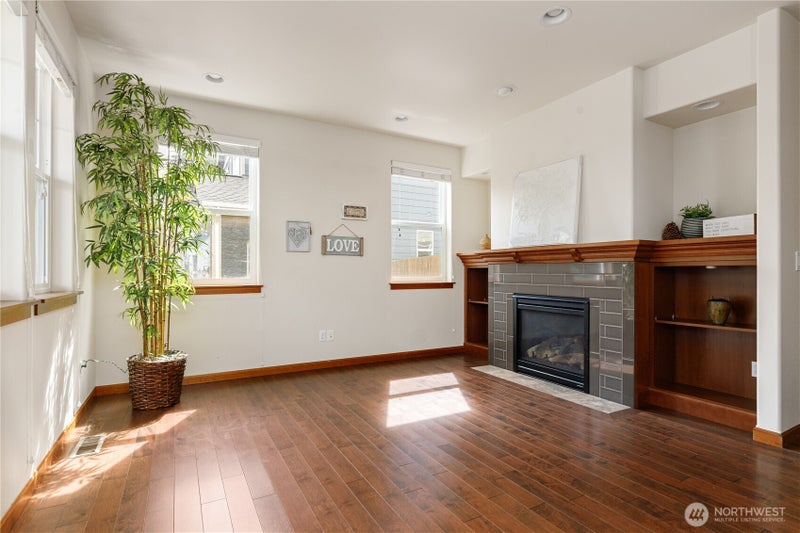 1851 SW Downfield Way