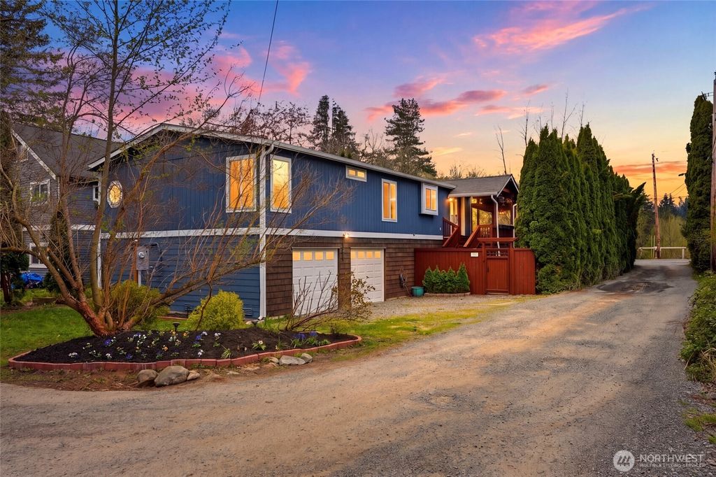 Photo of 7731 Cedar Place SE, Snoqualmie, WA 98065 (MLS # 2508550)