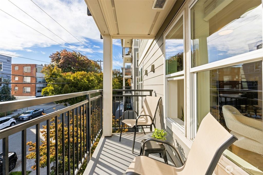 Photo of 420 Valley Street #304, Seattle, WA 98109 (MLS # 2445134)