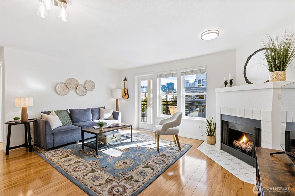 Photo of 420 Valley Street #304, Seattle, WA 98109 (MLS # 2445134)