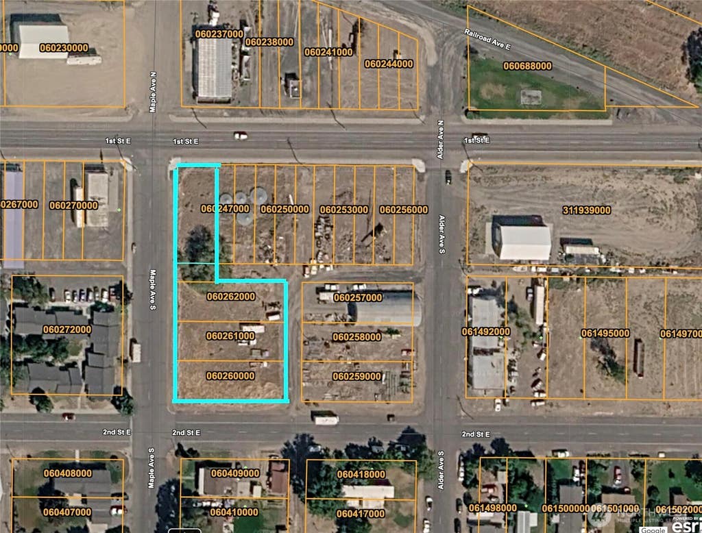 Photo of 0 Maple Avenue S, Warden, WA 98857 (MLS # 2567409)
