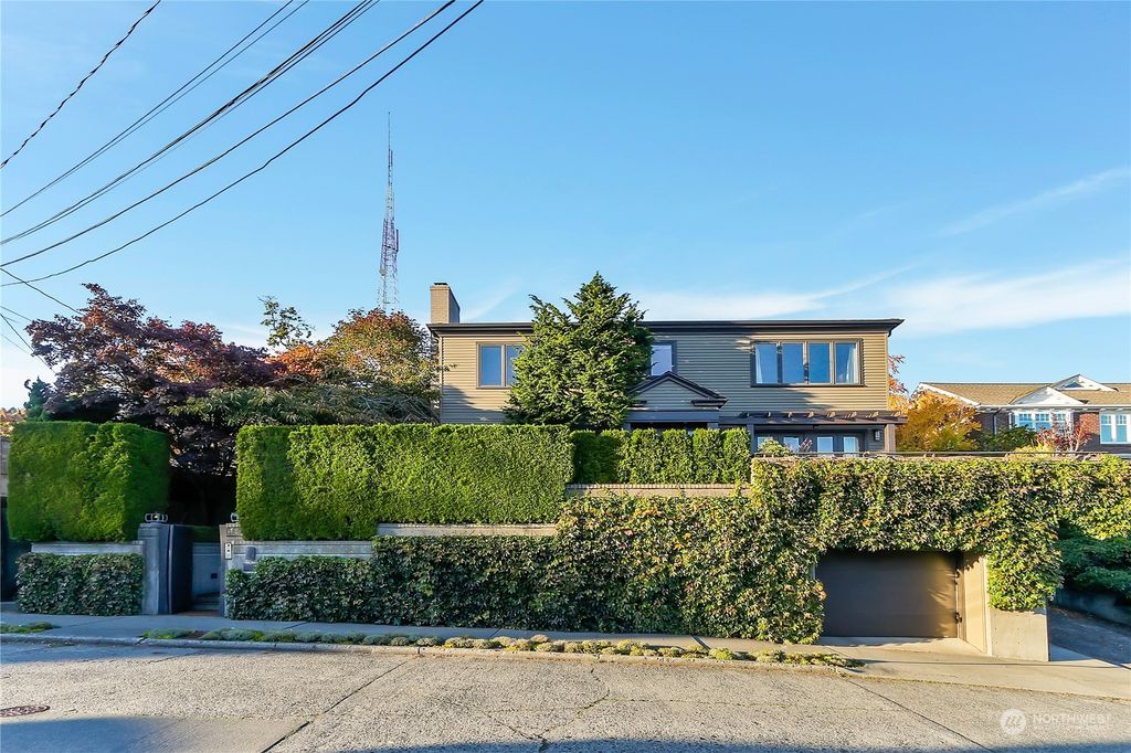 Photo of 326 Highland Drive, Seattle, WA 98109 (MLS # 2196467)
